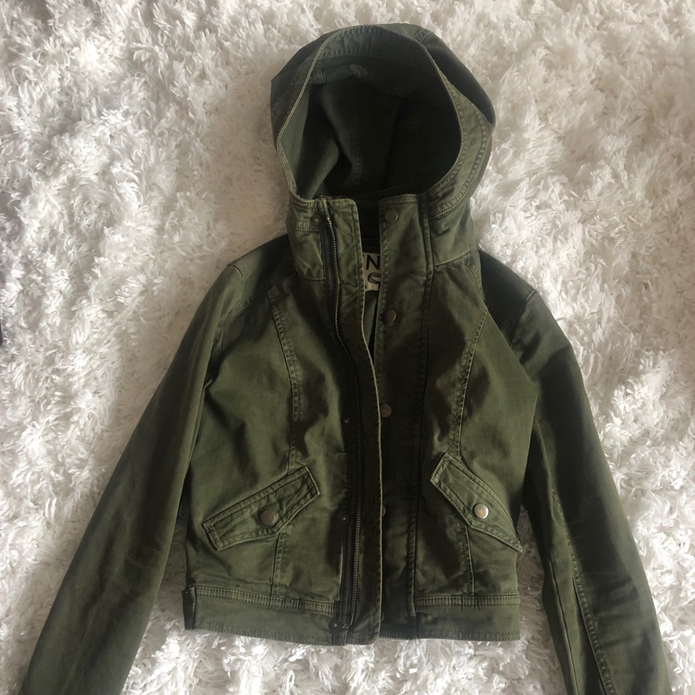 Aritzia TNA green military hood army jacket xxs 0